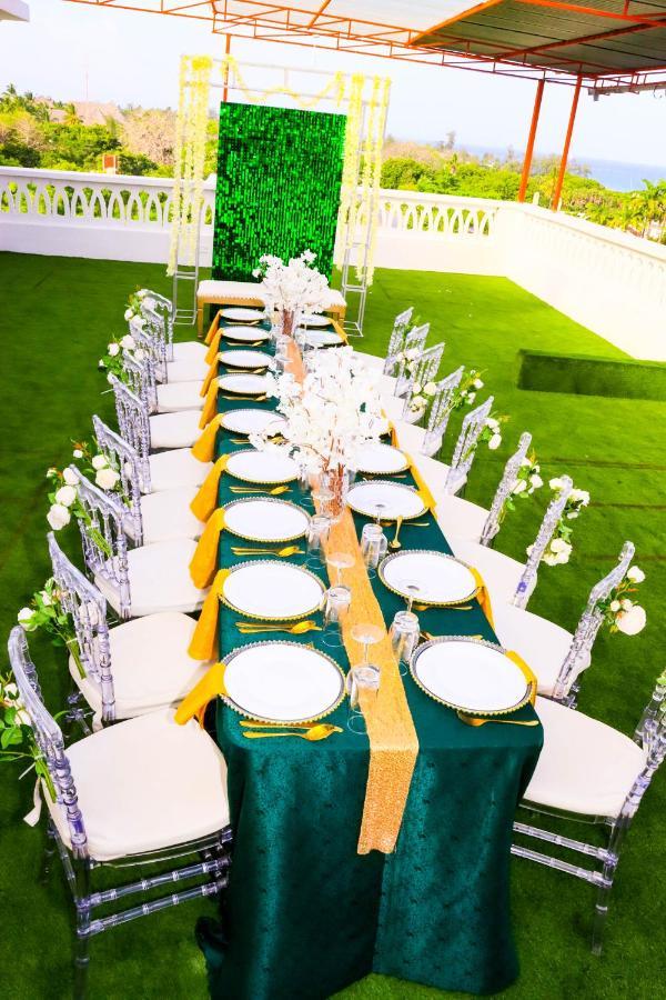 דיאני ביץ' Diani Palm Resort מראה חיצוני תמונה